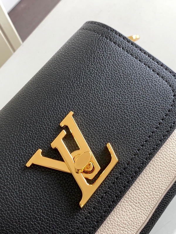 ルイヴィトンバッグ内部構造